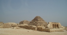 Khufu's Pyramid - PID:19565