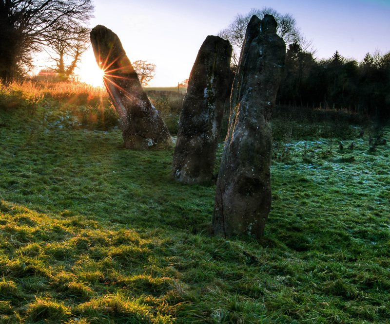 Frosty afternoon by Harolds Stones - looking West to the setting sun.