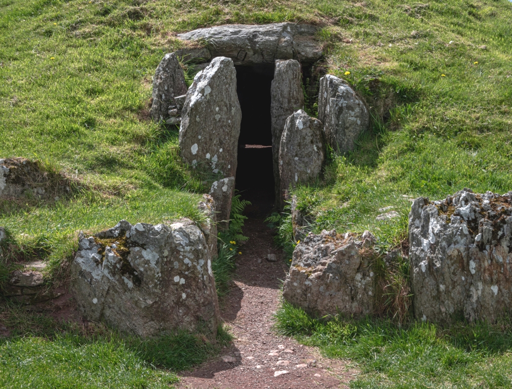 The entrance to the passage in Bryn Celli Ddu.