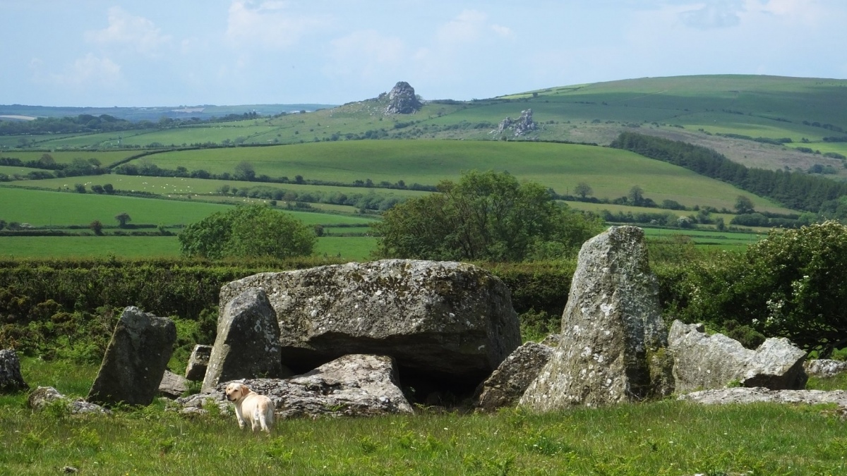 Garn Turne with Maiden Castle yonder in distance