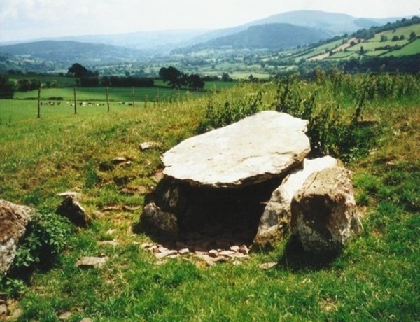 Ty Illtyd chambered cairn.