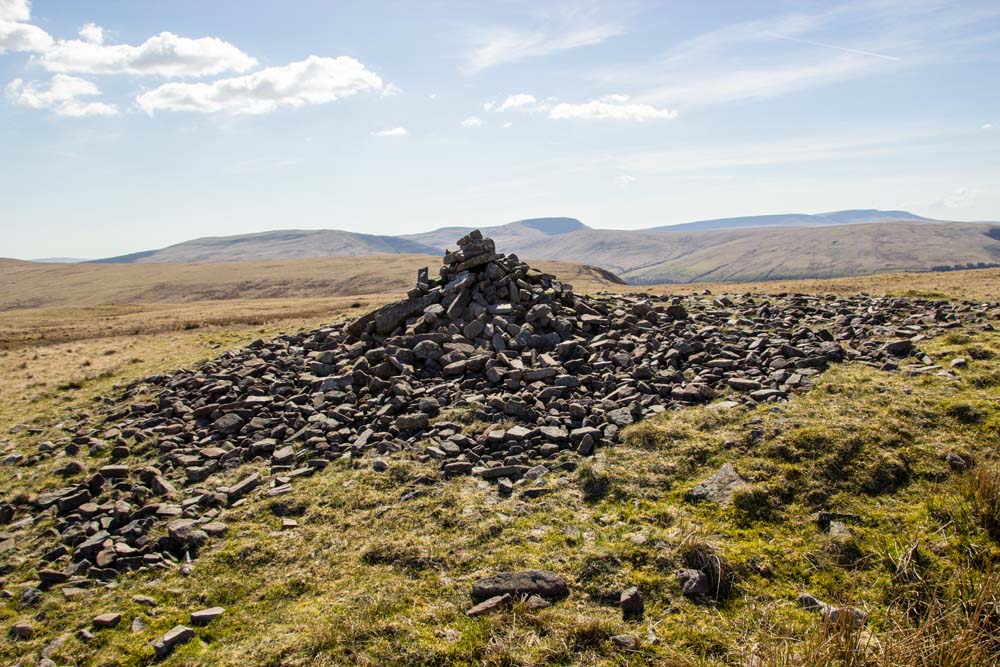 Looking West. Fan Nedd to the left, Fan Gyhirych in the middle and Fan Brycheiniog to the right.